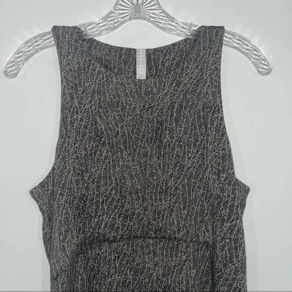 Athleta size Medium green and black stretchy sleeveless dress - Picture 2 of 9